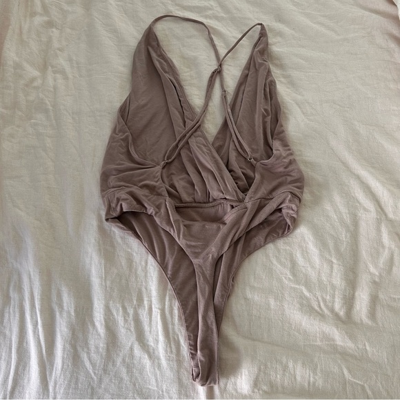 Privacy Please Revolve faux wrap dark tan criss cross open back bodysuit small - Picture 3 of 7